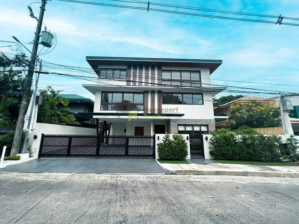 FOR SALE BRAND NEW HOUSE and LOT  AYALA ALABANG photo 1