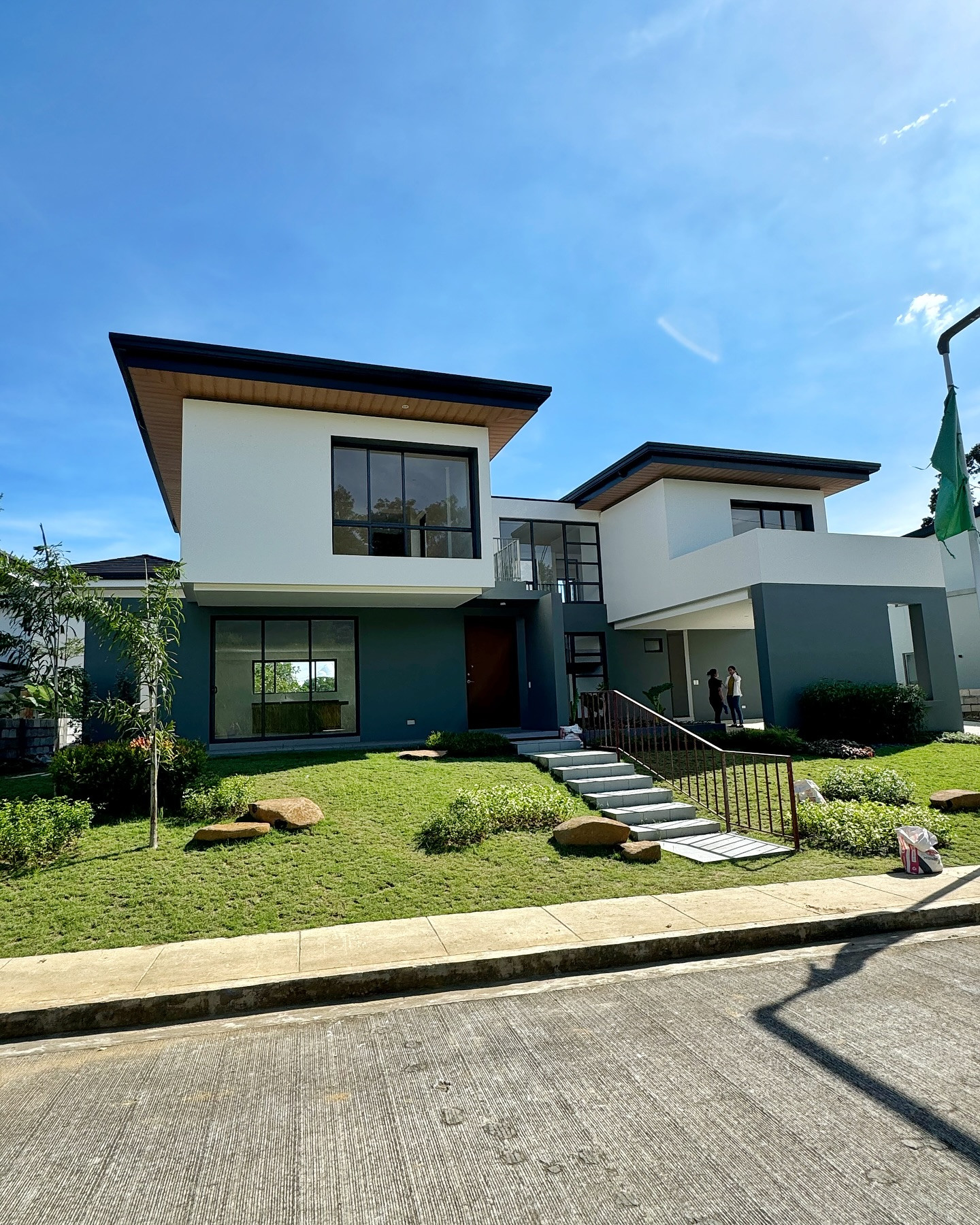 Brand New Modern House and Lot for Sale in The Perch, Sun Valley photo 1