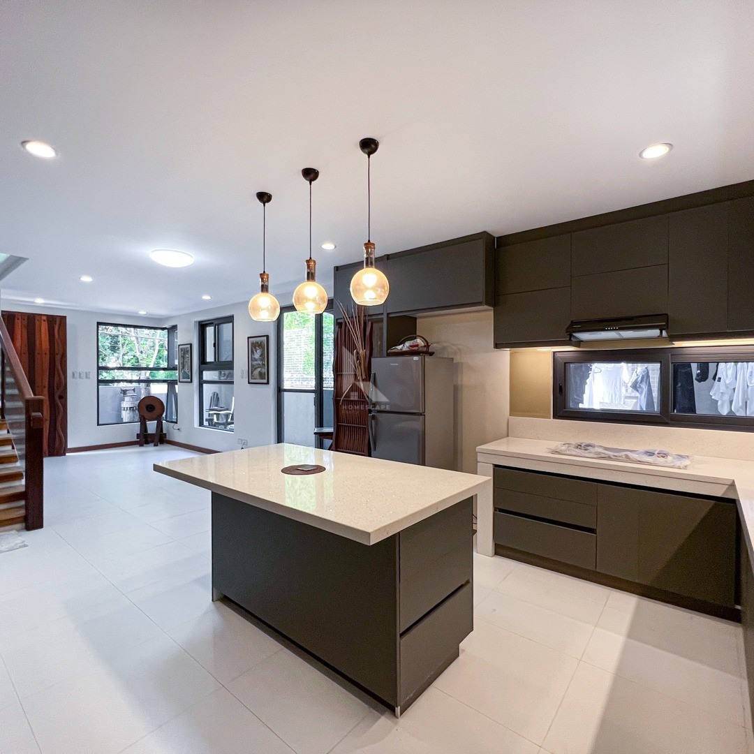 Luxurious Modern House and Lot For Sale photo 4