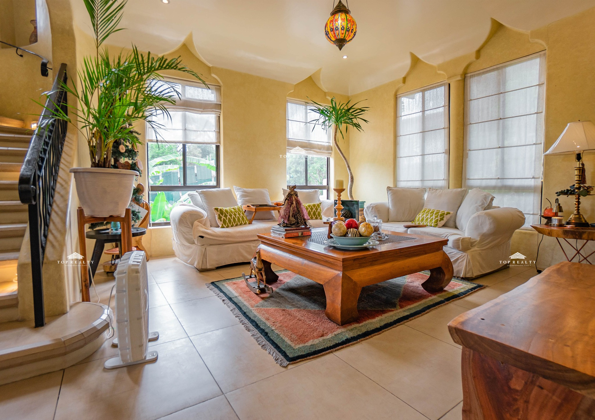 This fully furnished Moroccan-themed house and lot photo 2