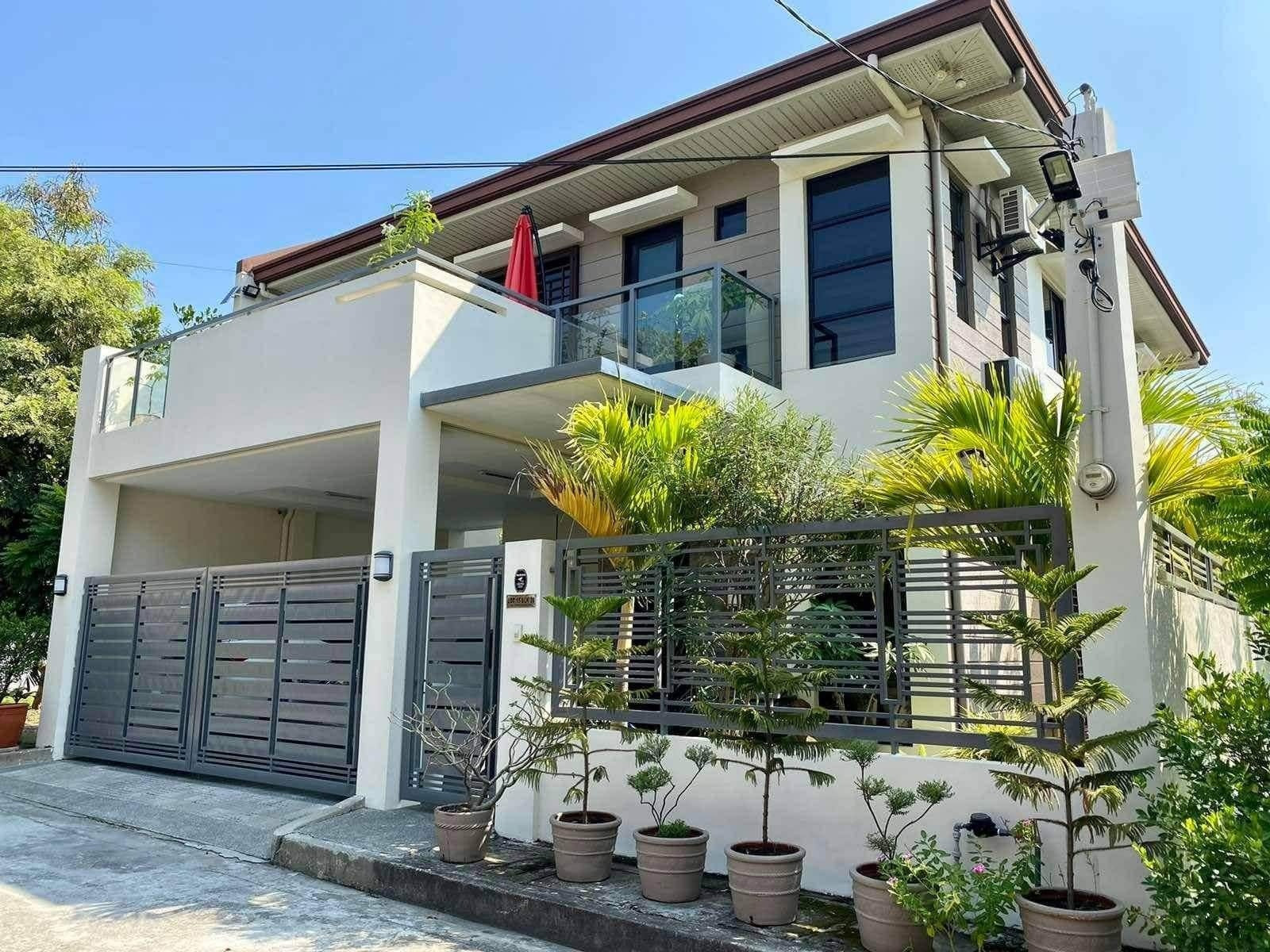 TWO STOREY HOUSE AND LOT FOR SALE photo 1