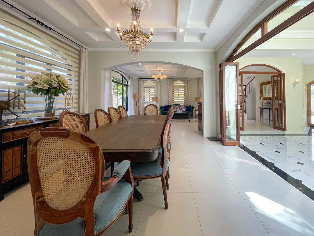 An Outstanding Elegant Home for Sale in Portofino Heights photo 5