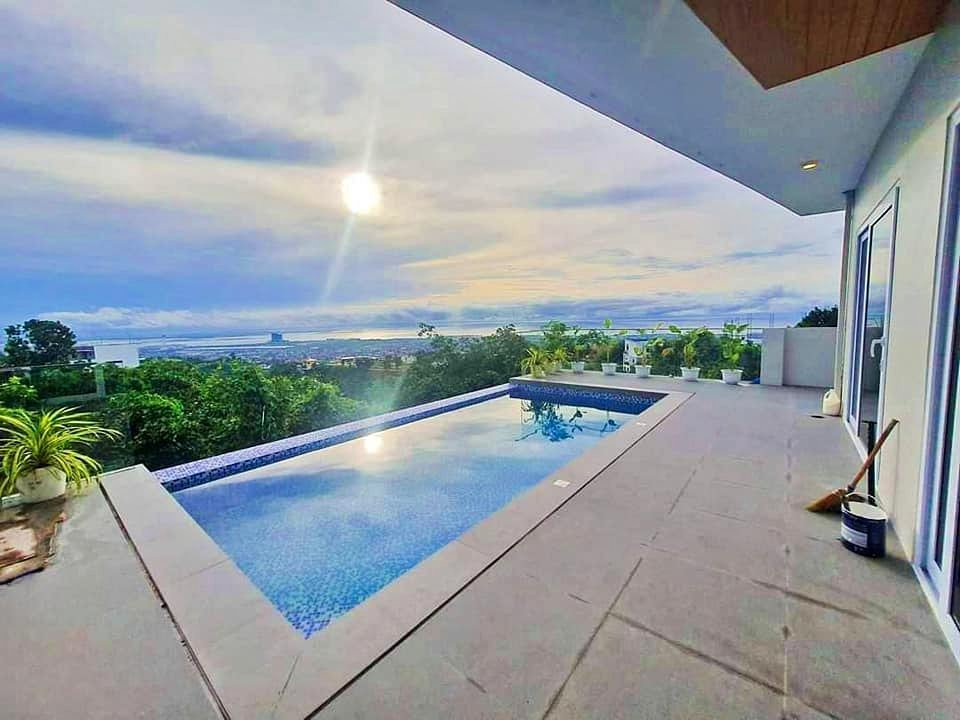OVERLOOKING BRAND NEW HOUSE IN TALISAY CEBU photo 2