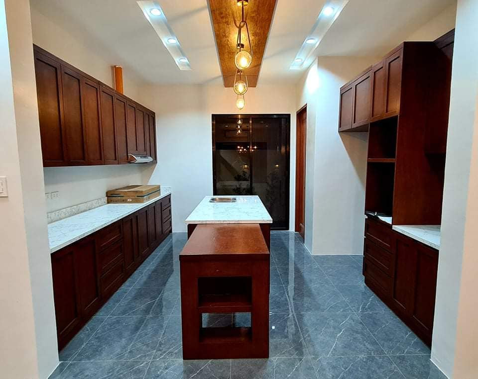 MODERN SPANISH INSPIRED HOUSE AND LOT FOR SALE photo 4