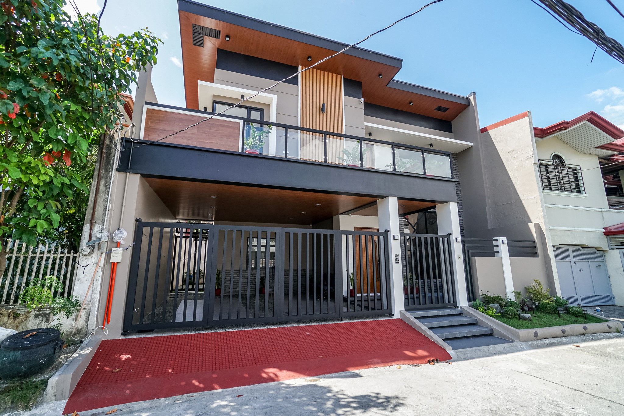2 Storey Modern House and Lot for Sale in BF Resort Village, Las Pinas City photo 1