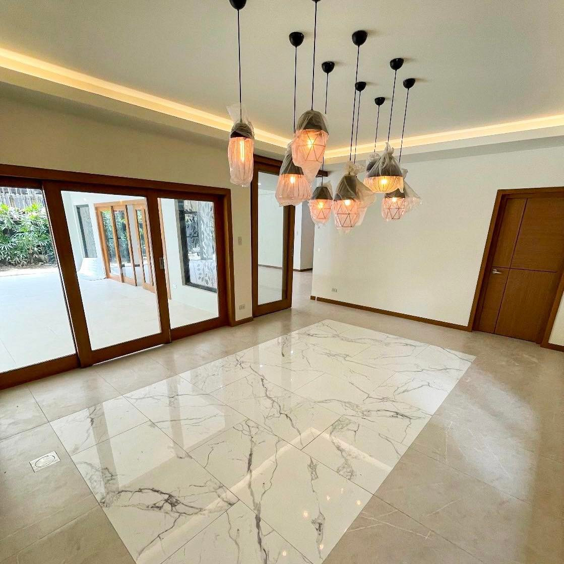 2 Storey Modern House and Lot for Sale in Ayala Alabang, Muntinlupa City photo 5
