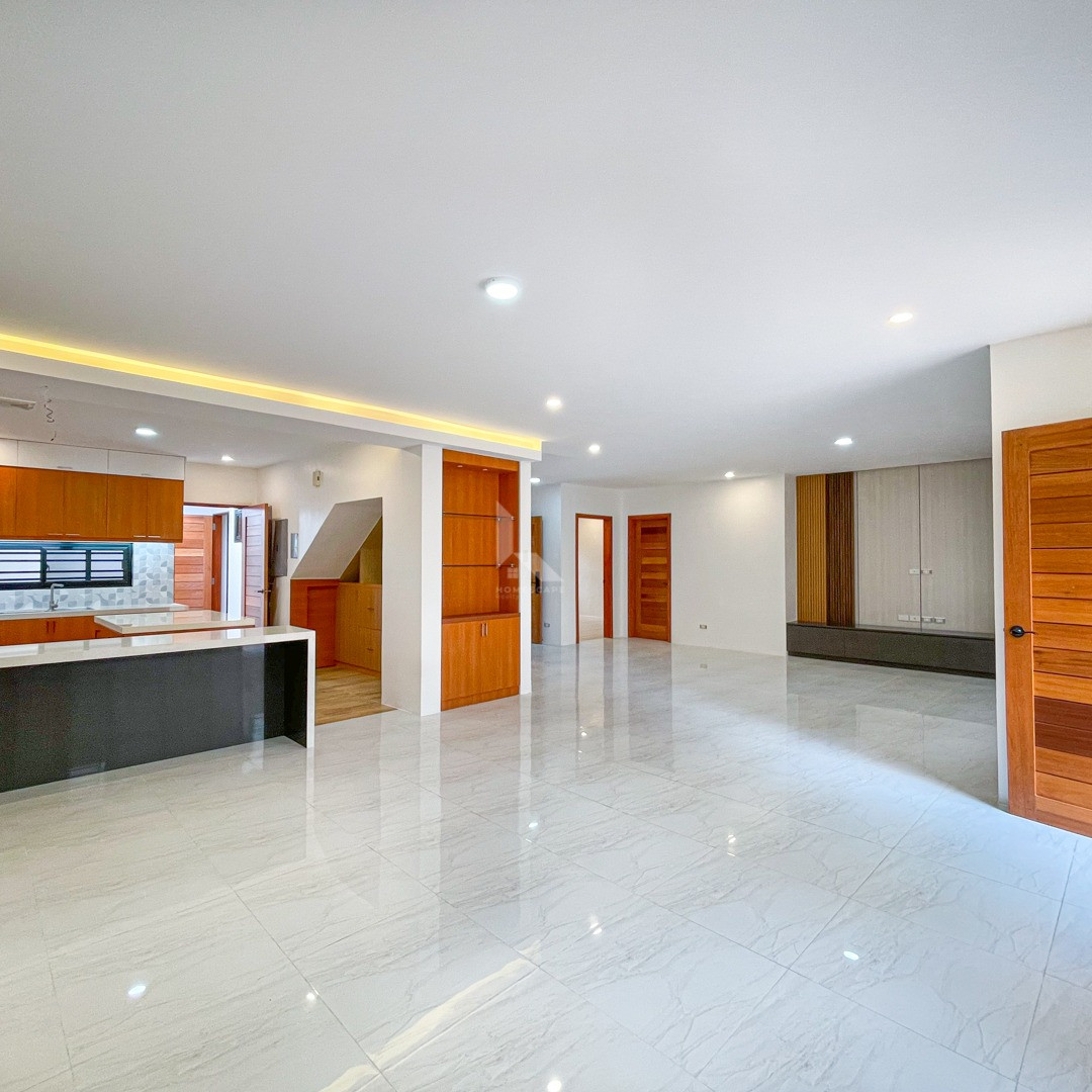 Gorgeous Modern Contemporary House and Lot For Sale photo 4