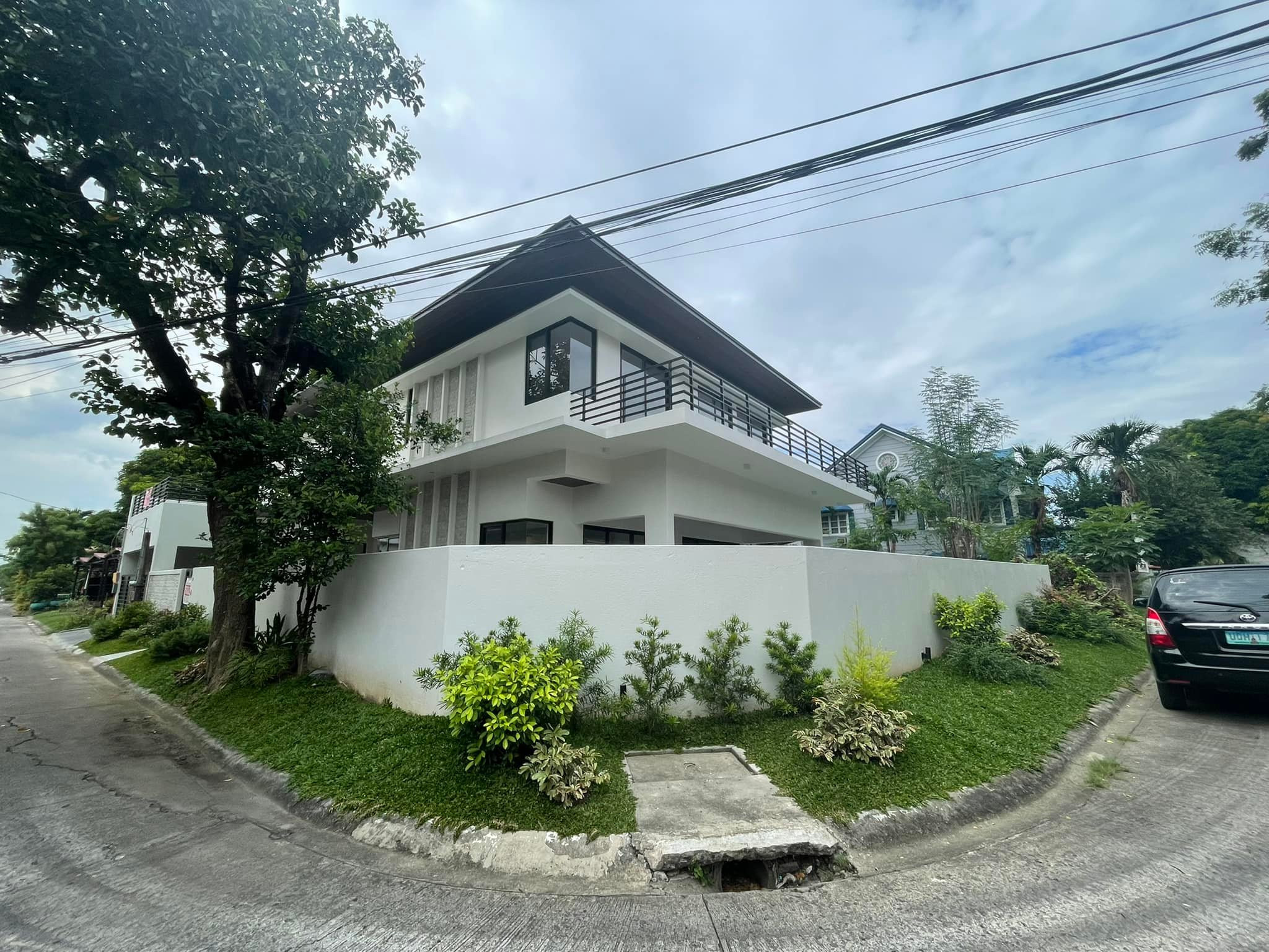 Brand New Corner House and Lot For Sale in BF Homes Parañaque photo 1