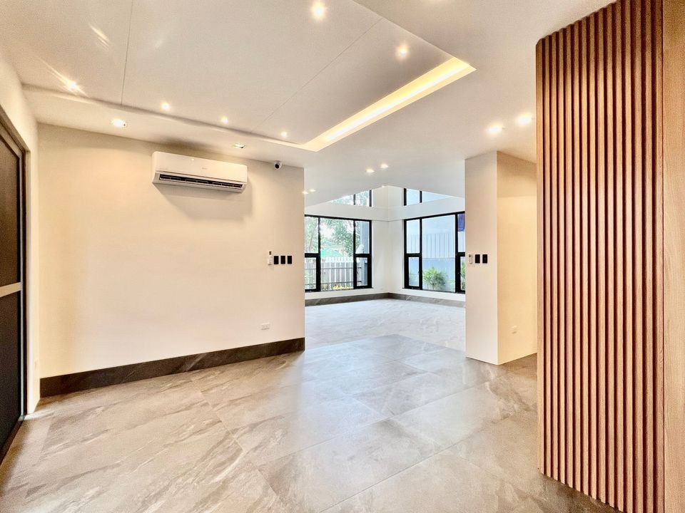 SEMI FURNISHED HOUSE AND LOT FOR SALE Casa Milan Subdivision photo 4