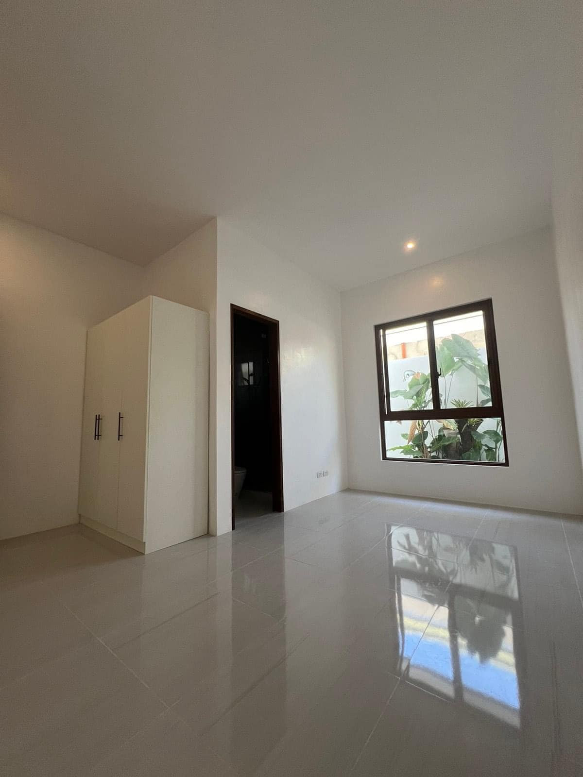 A Marvelous House and Lot for Sale in BF Homes, Parañaque photo 5