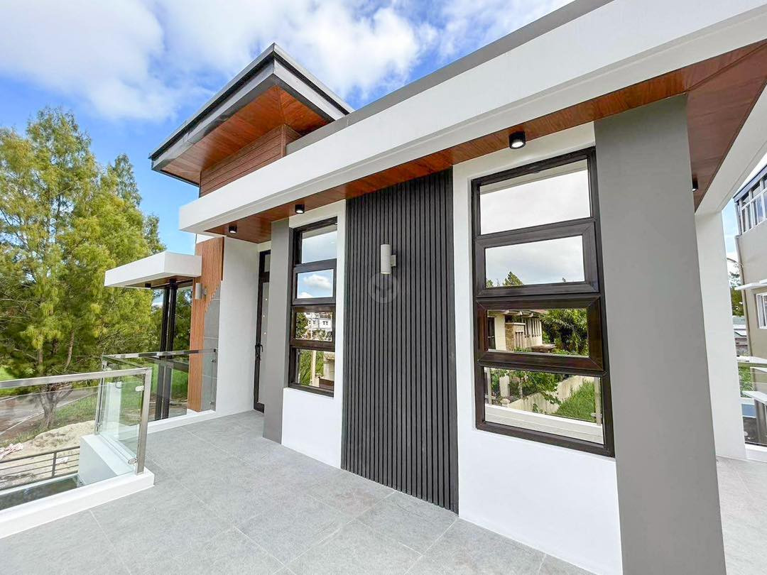 A Lovely Inviting House and Lot for Sale in Tagaytay City photo 2