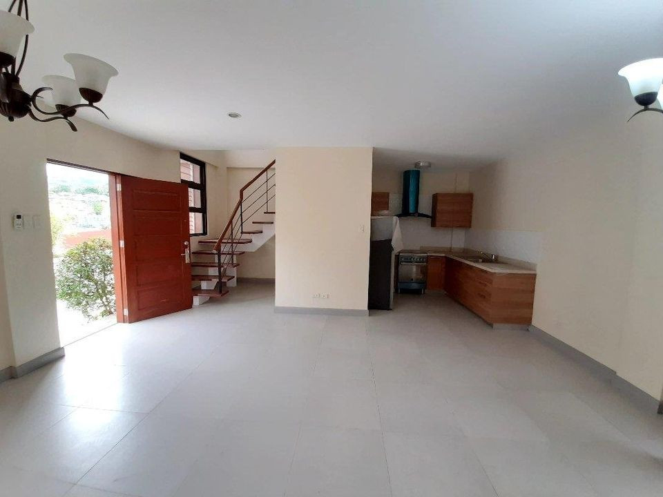 Brand New House and Lot For Sale in Ridges Banawa Cebu photo 4