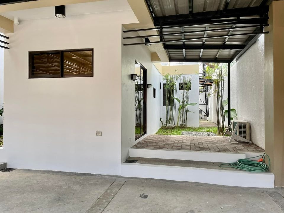 4-Bedroom House and Lot photo 4