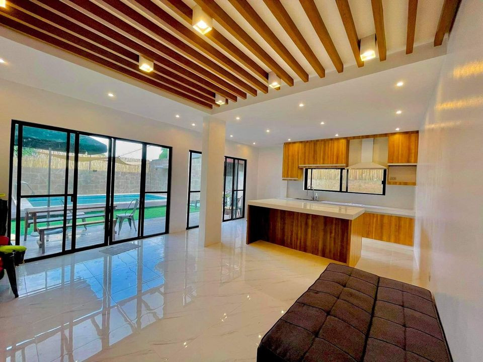 HOUSE AND LOT FOR SALE photo 4