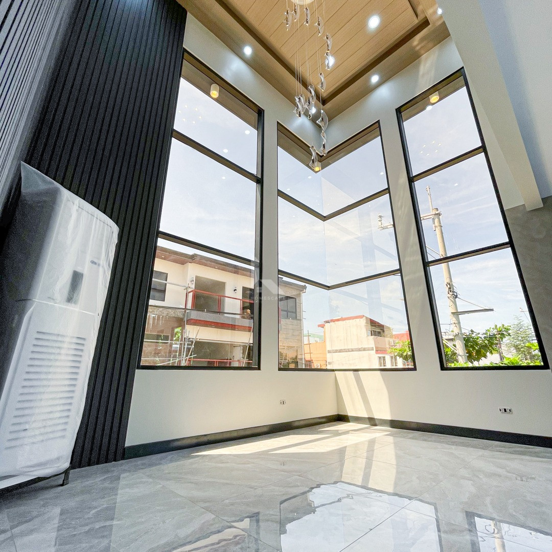 Elegant Corner Modern House For Sale photo 3