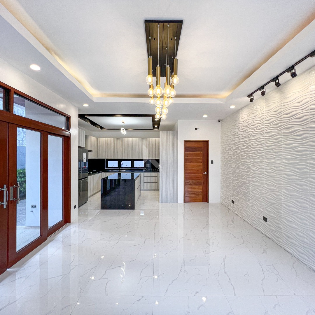 Upscale Modern Contemporary House and Lot For Sale photo 4