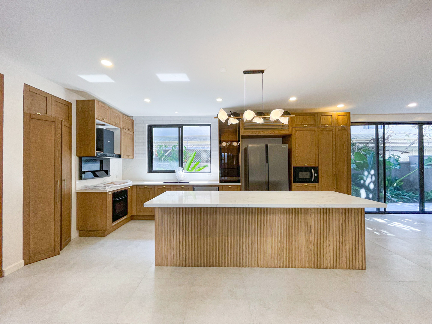 Impressive Modern Contemporary House and Lot For Sale in Ayala Alabang Village photo 4