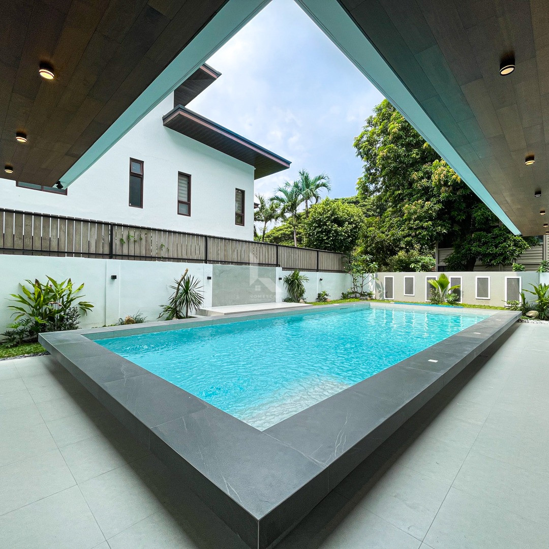 Impressive Brand New 2-Storey House and Lot For Sale in Hillsborough Alabang photo 3