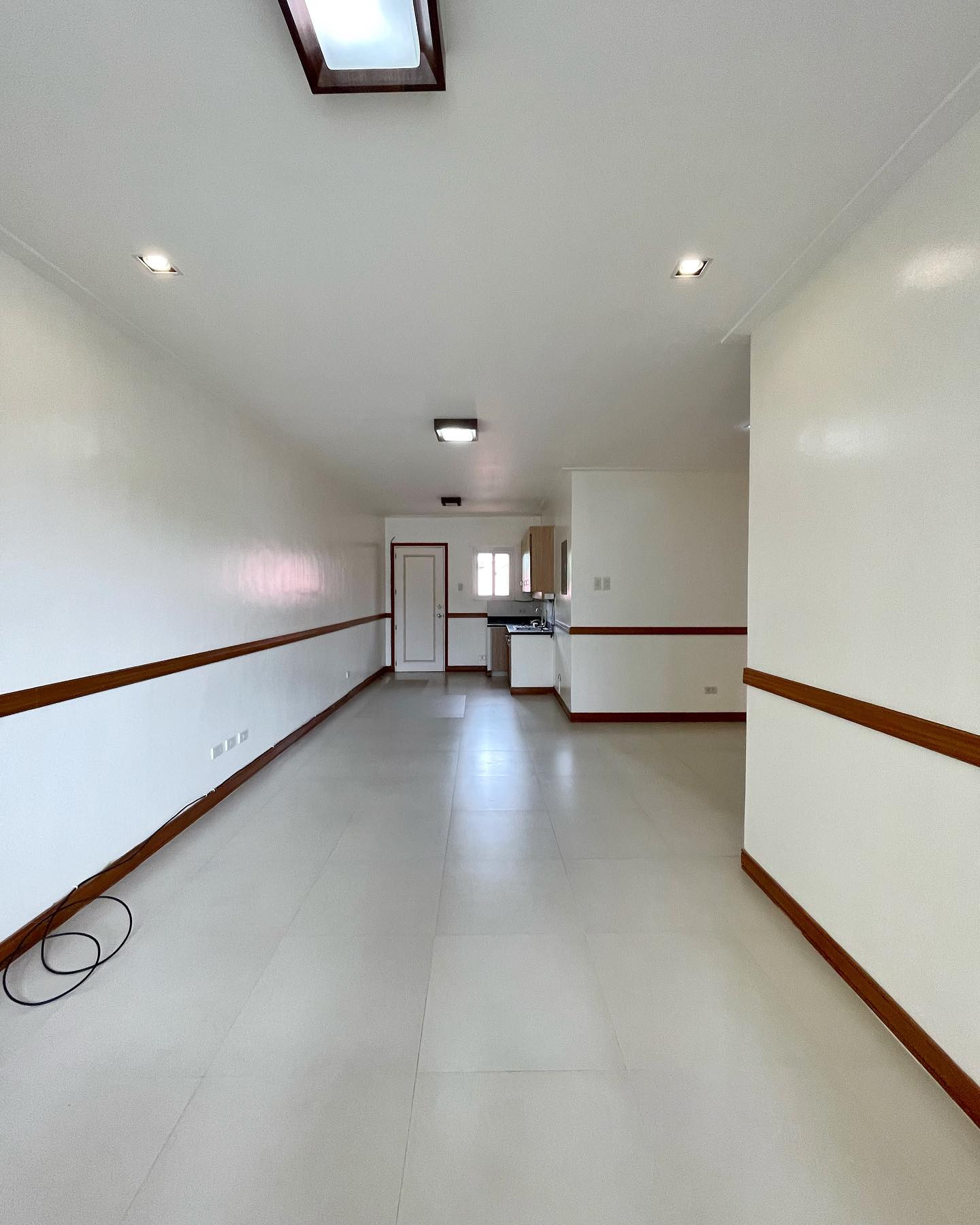 Pre-owned House for Sale in Ayala Alabang Village photo 3