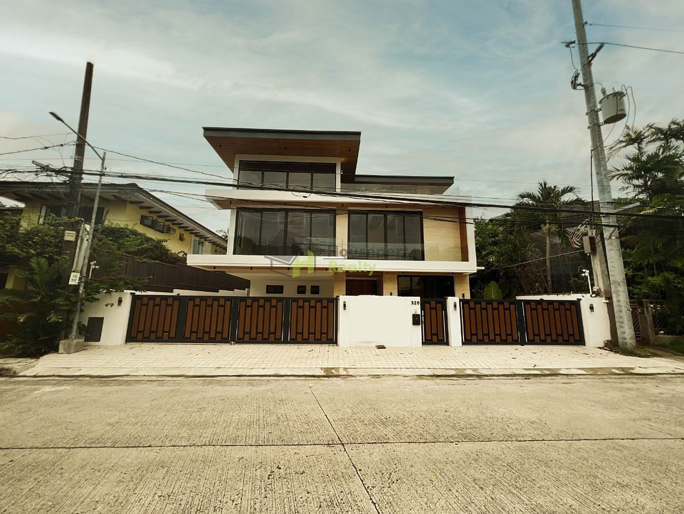 Brand new luxury modern home for sale in Ayala Alabang Village photo 1