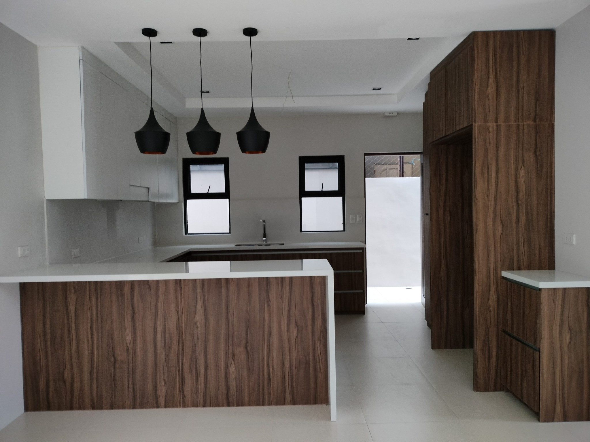 Brand New Striking House for Sale in BF Homes Paranaque photo 5