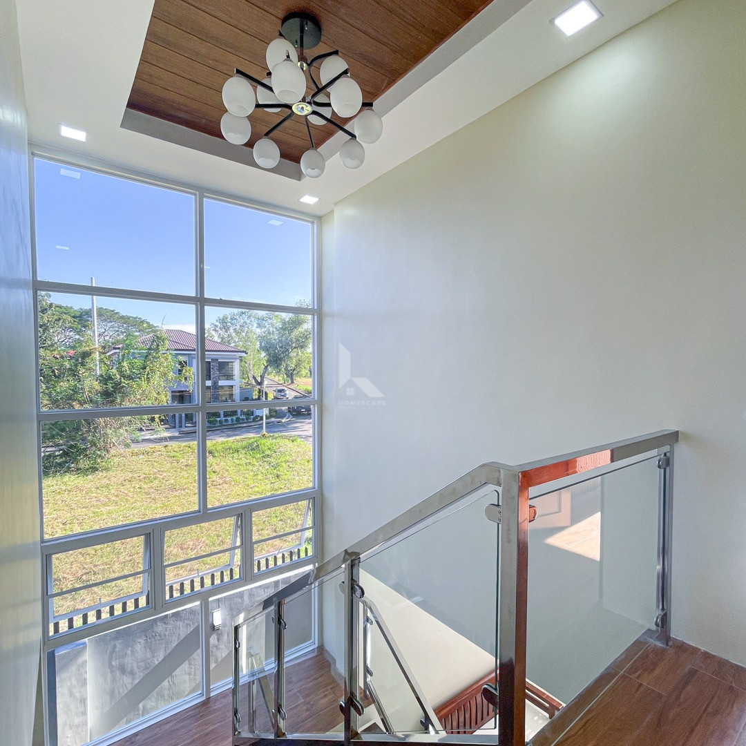 Notable Modern Contemporary House and Lot For Sale in Santa Rosa, Laguna photo 5