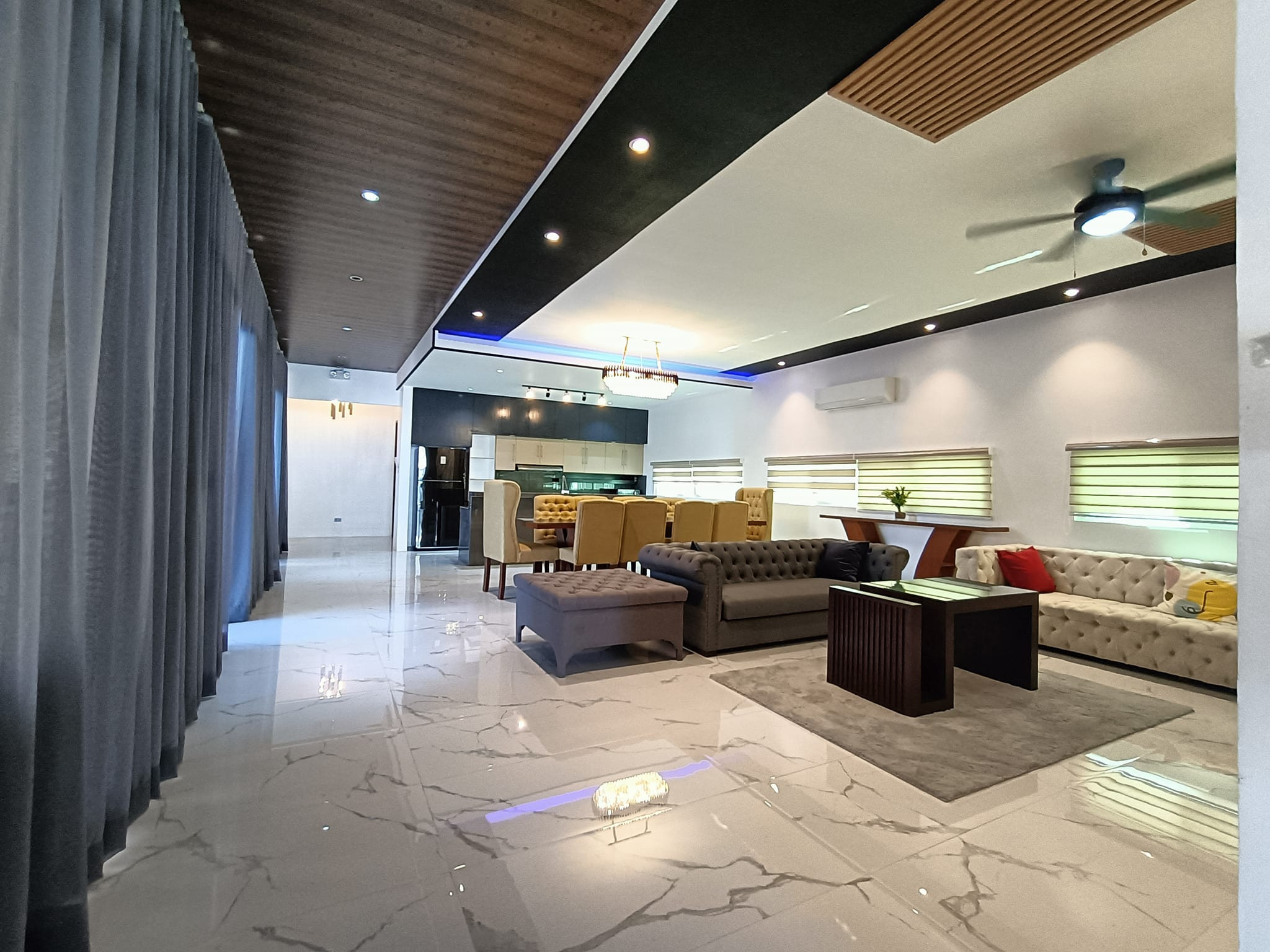 New & Ultra Modern House & Lot photo 2