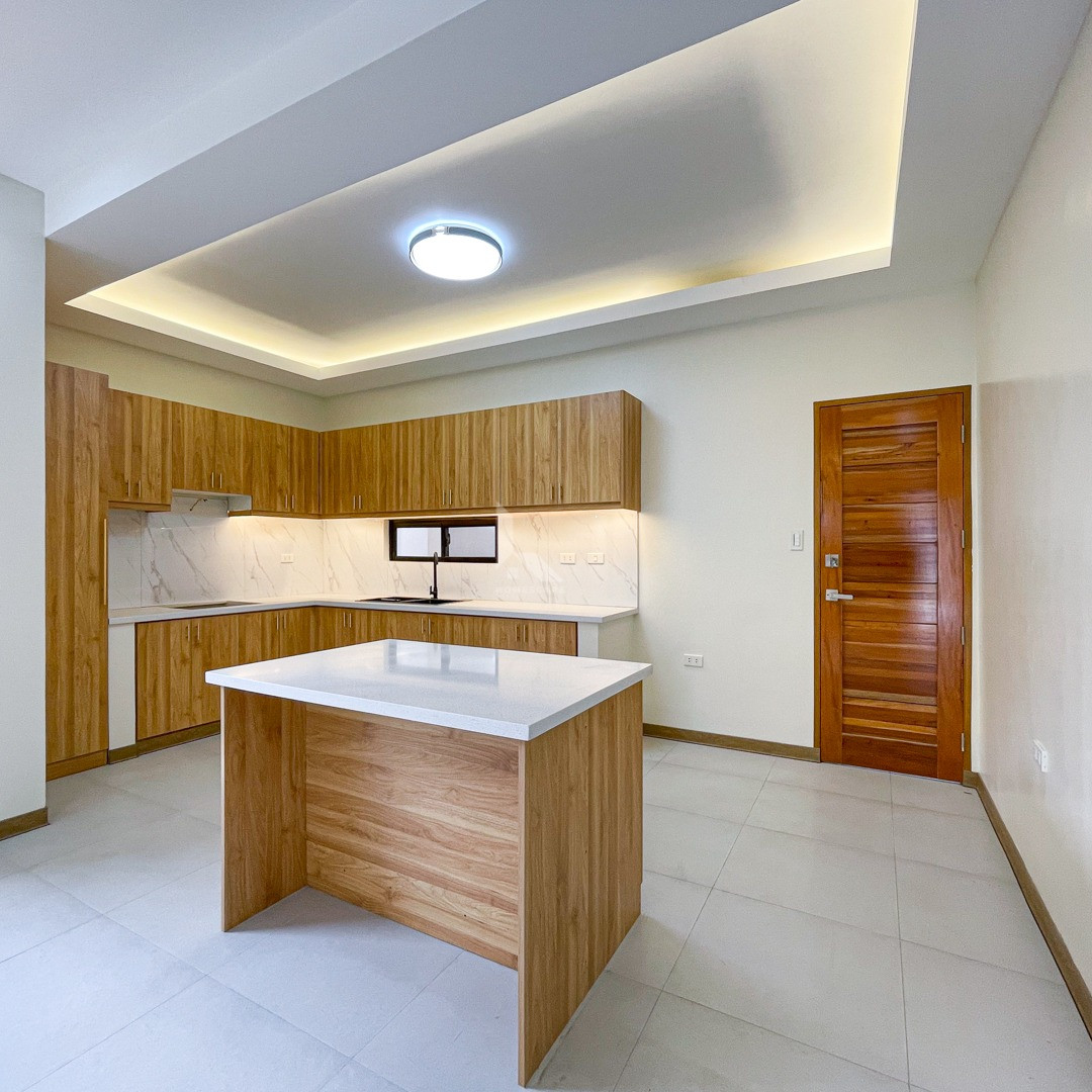 Notable Brand New Modern Contemporary Home For Sale photo 4