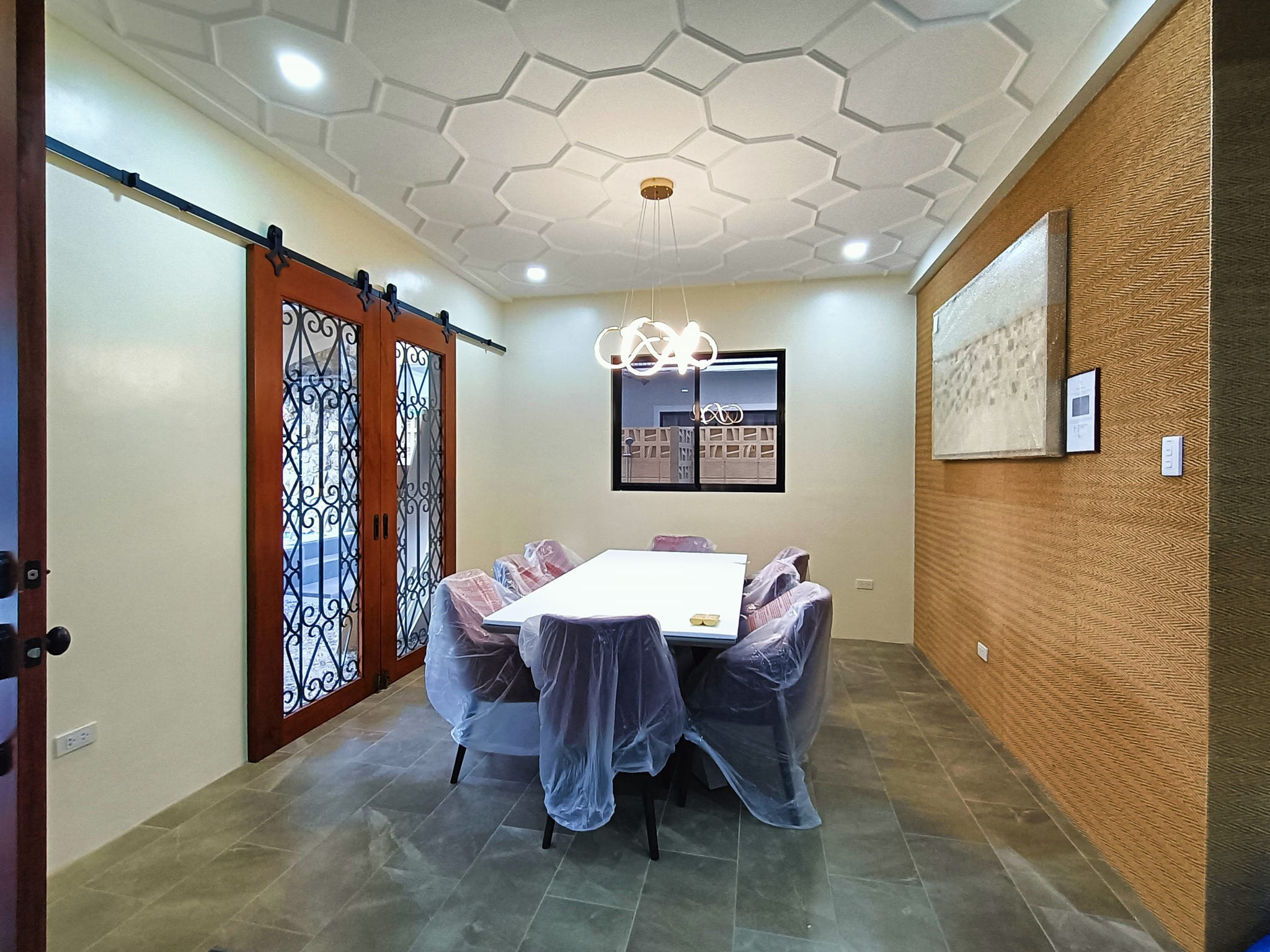 Modern Spanish House for Sale in an Upscale Village in Angeles City near Clark photo 4