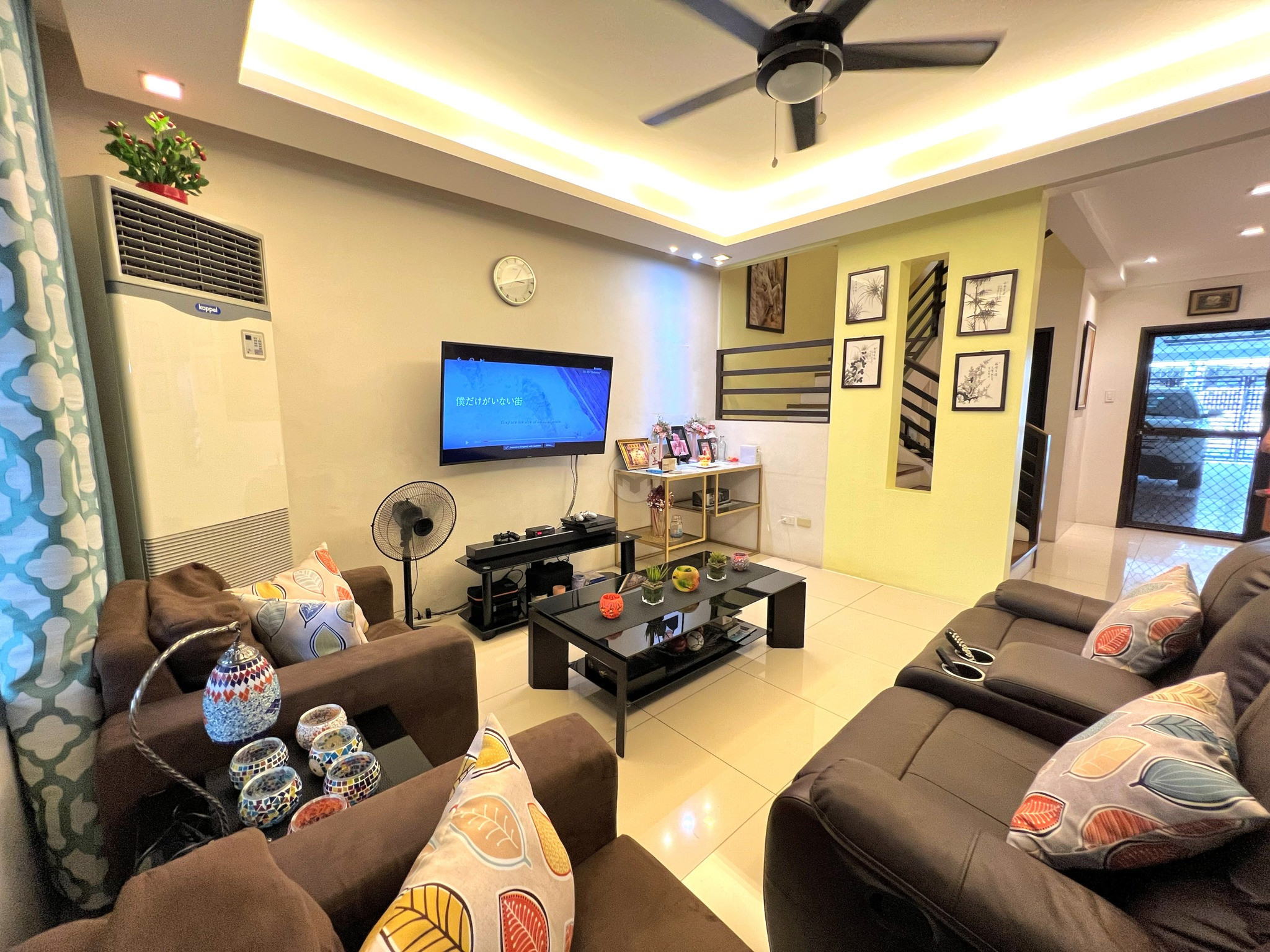 Cozy House and Lot for Sale photo 2