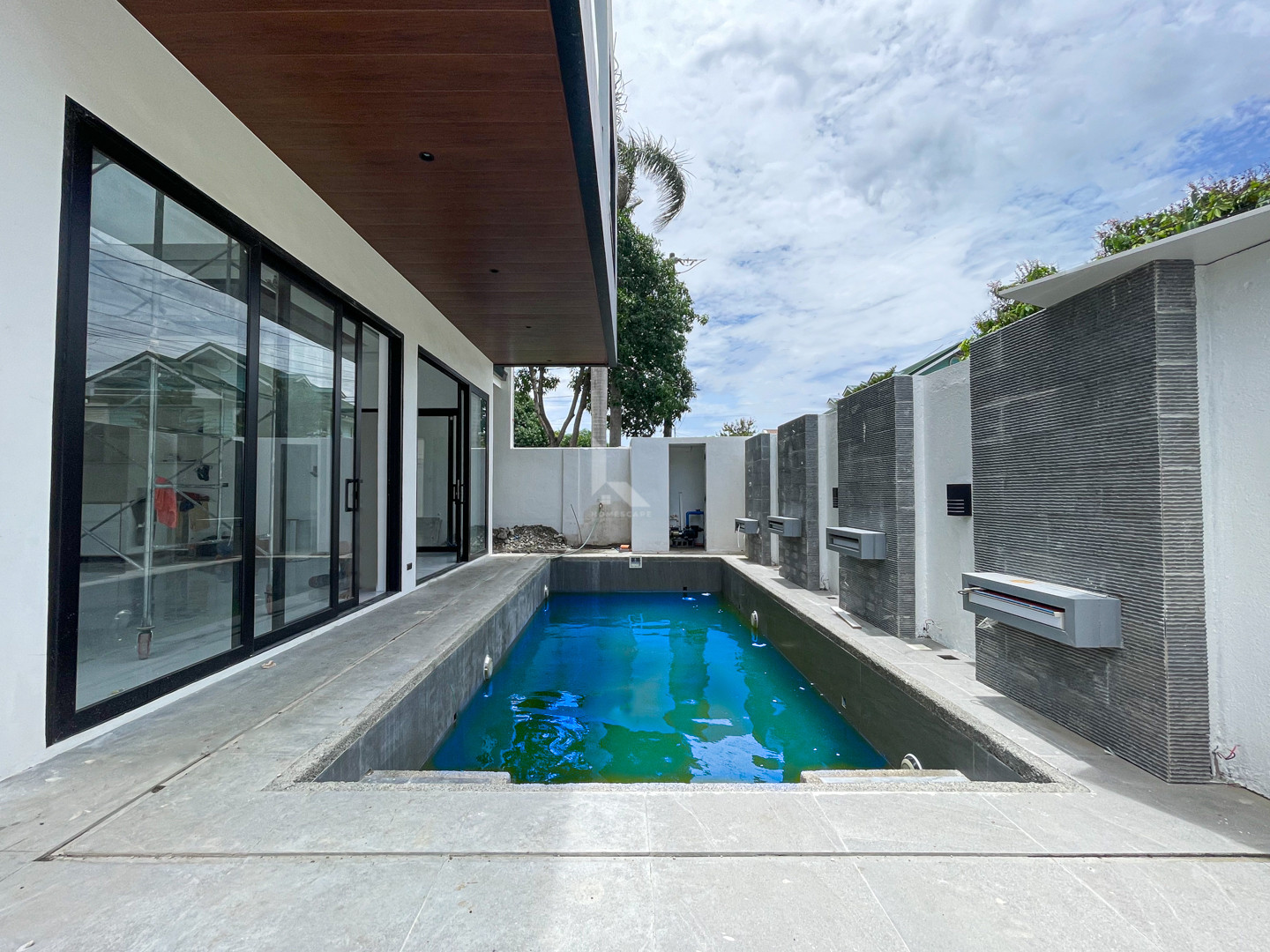 Gorgeous Modern Industrial House and Lot For Sale photo 2