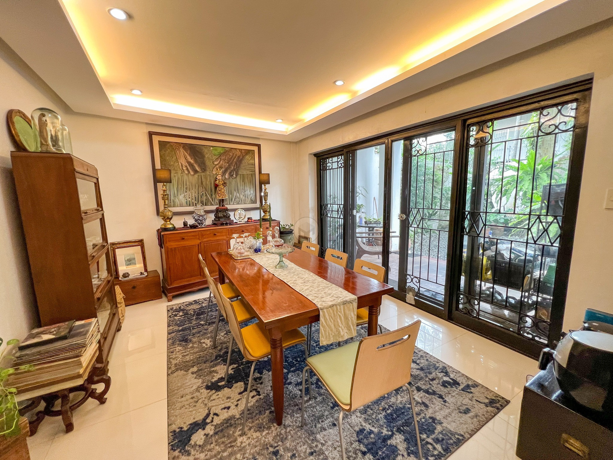 Peaceful Brick House with Lush Garden for Sale in Tierra Bella photo 5