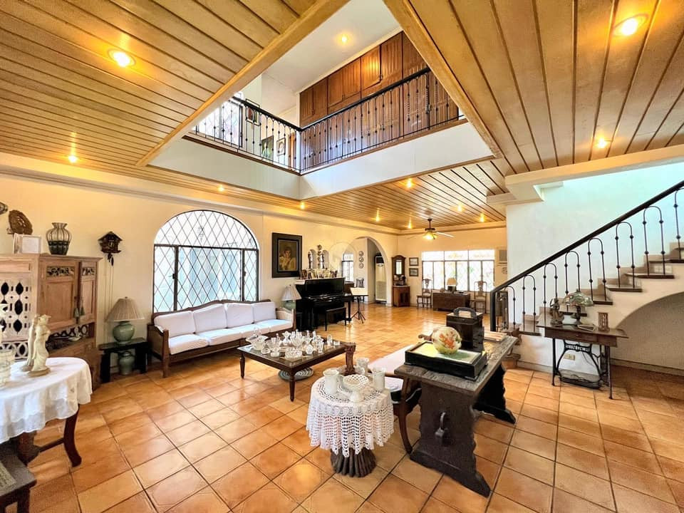 Magallanes Village Makati - House & Lot For Sale photo 3