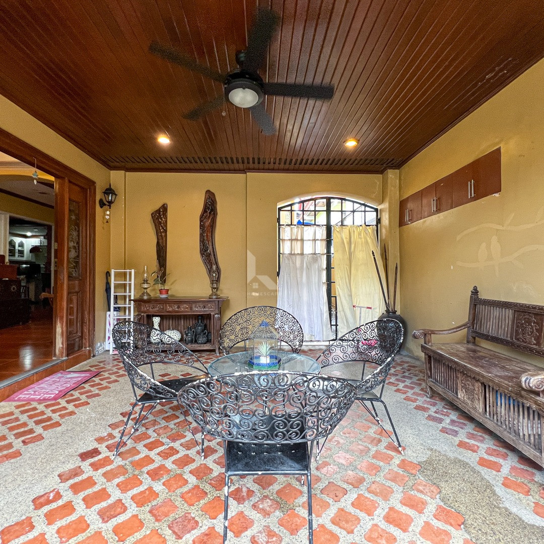 Notable Contemporary 4-Bedroom House and Lot For Sale in Don Antonio Royale photo 2