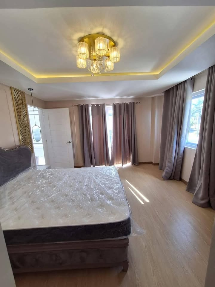 House and lot for sale at Southforbes photo 5