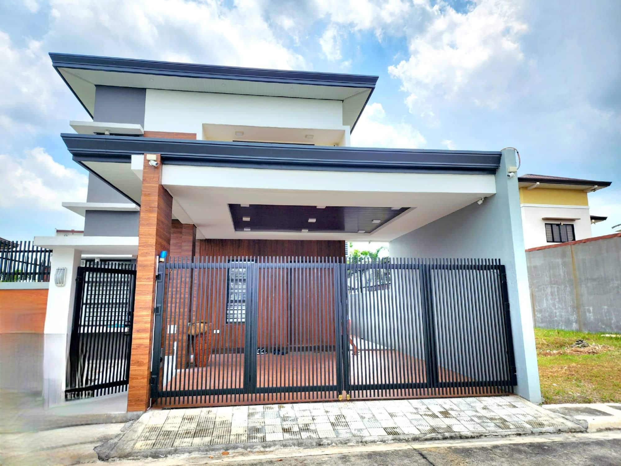 TWO STOREY HOUSE AND LOT FOR SALE Dau, Mabalacat, Pampanga photo 1