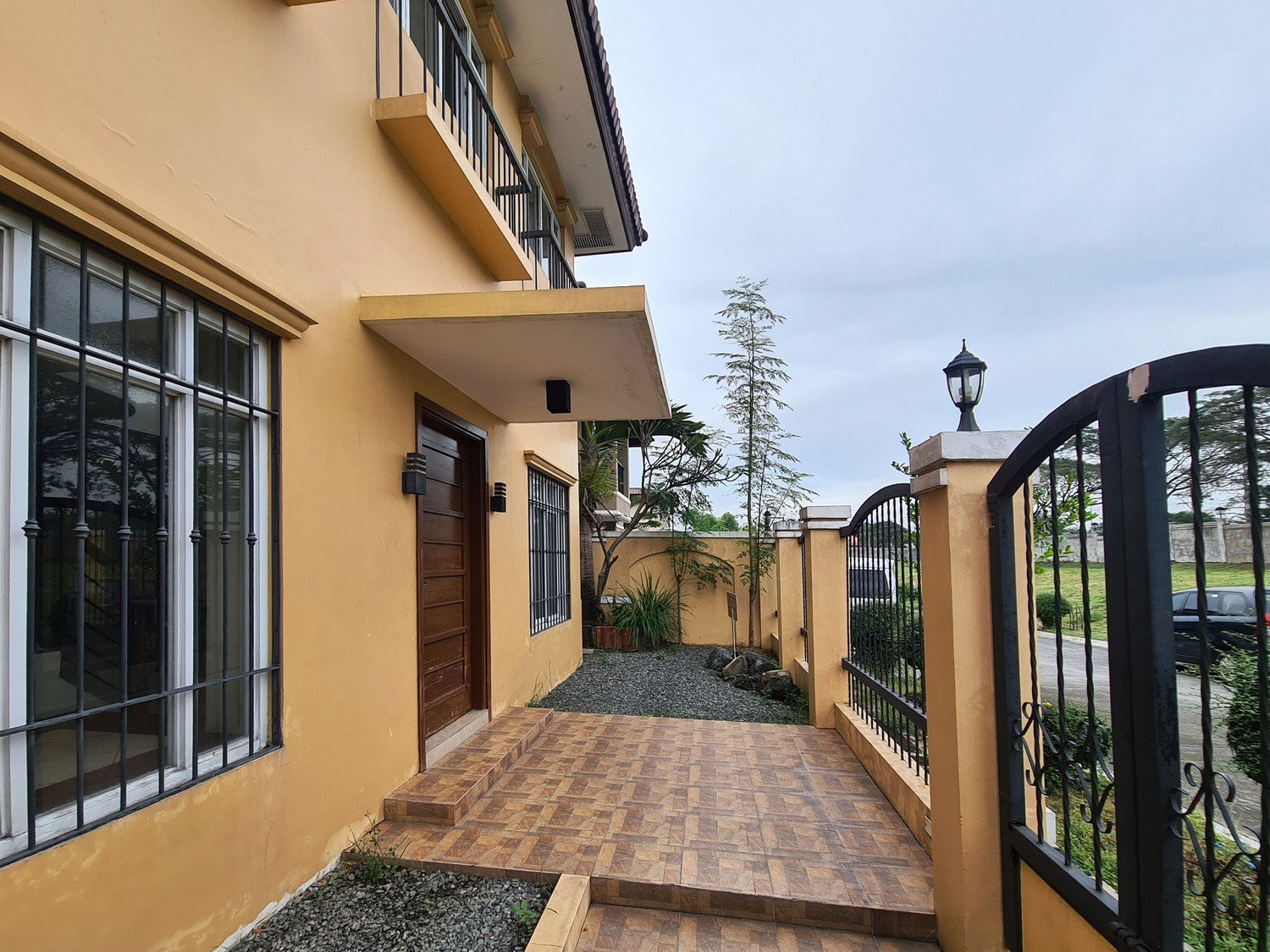Mediterranean Home with Attic For Sale in Portofino Heights Vista Alabang photo 3