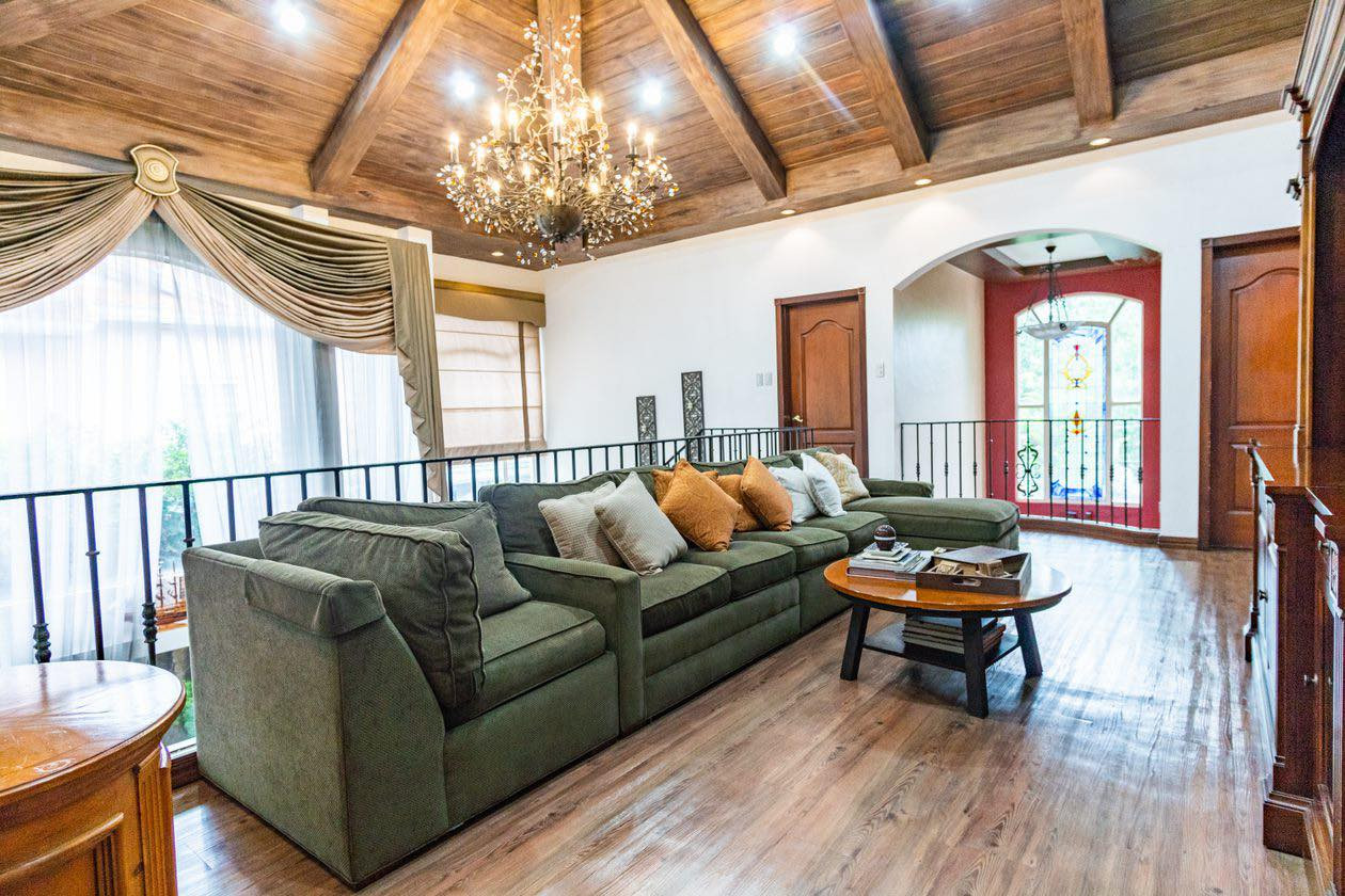 2-storey Mediterranean House for sale in Don Antonio Royale, Quezon City photo 4