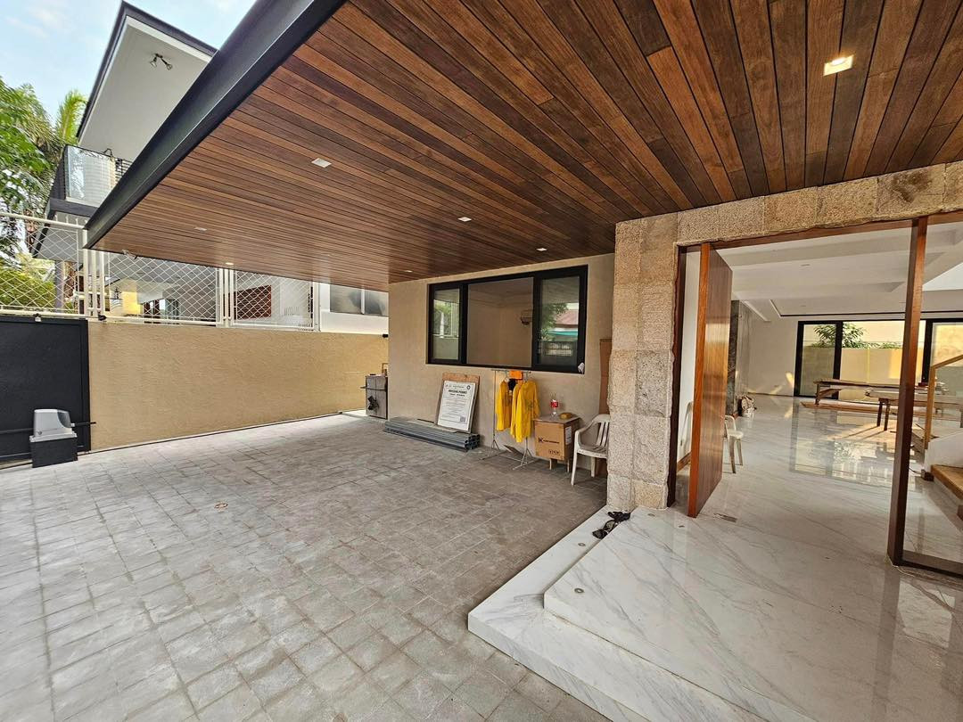 A Magnificent Brand New House and Lot for Sale in Quezon City photo 2