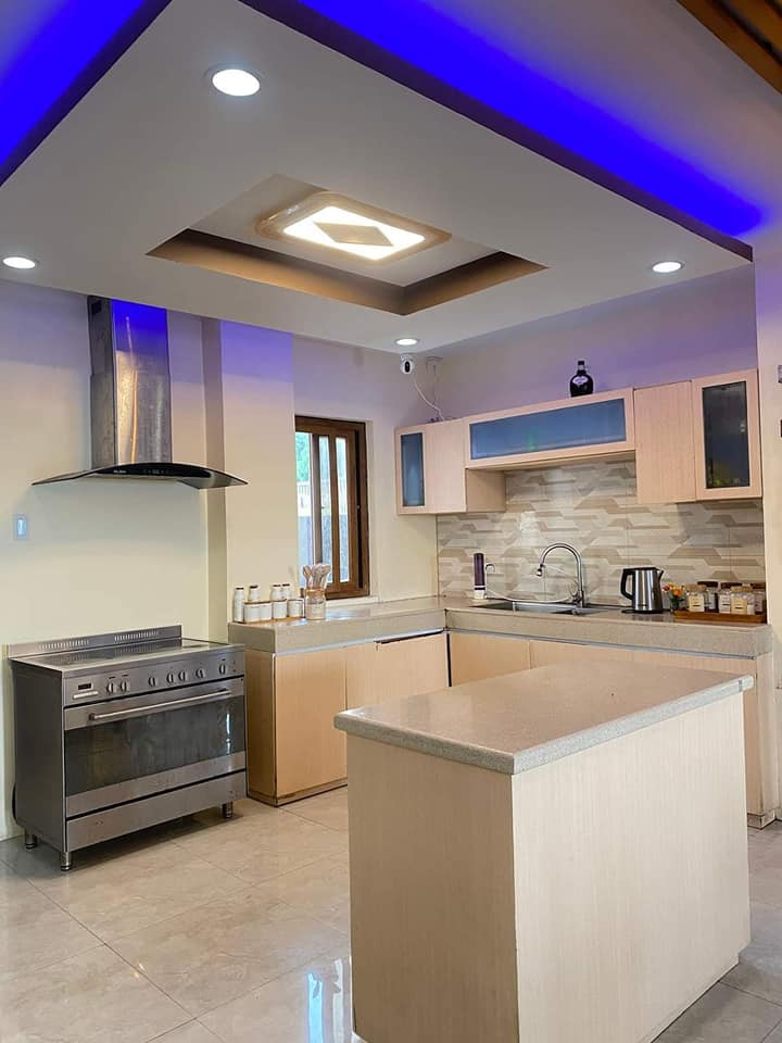 Overlookking Modern House For Sale in Taytay Rizal photo 3