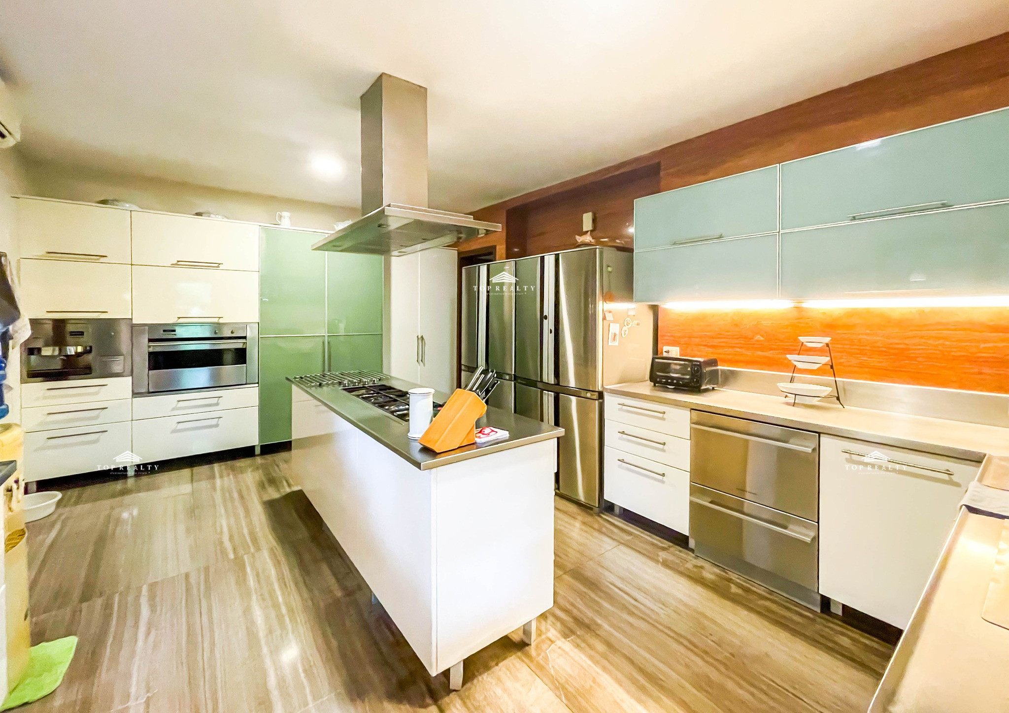 Step into luxury with this semi-furnished house and lot photo 5