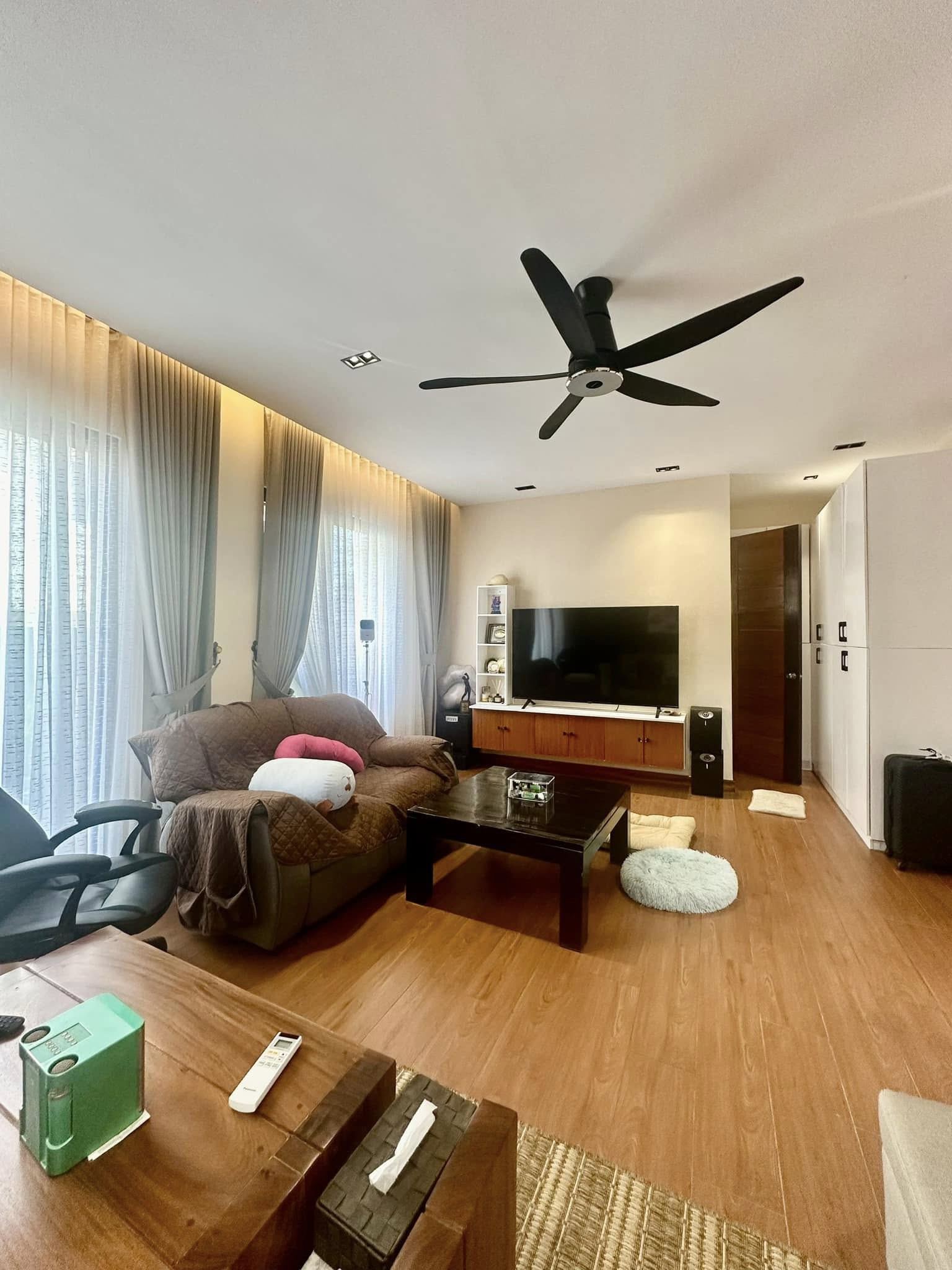 Grab This Modern House in Riviera Residential Estates photo 5