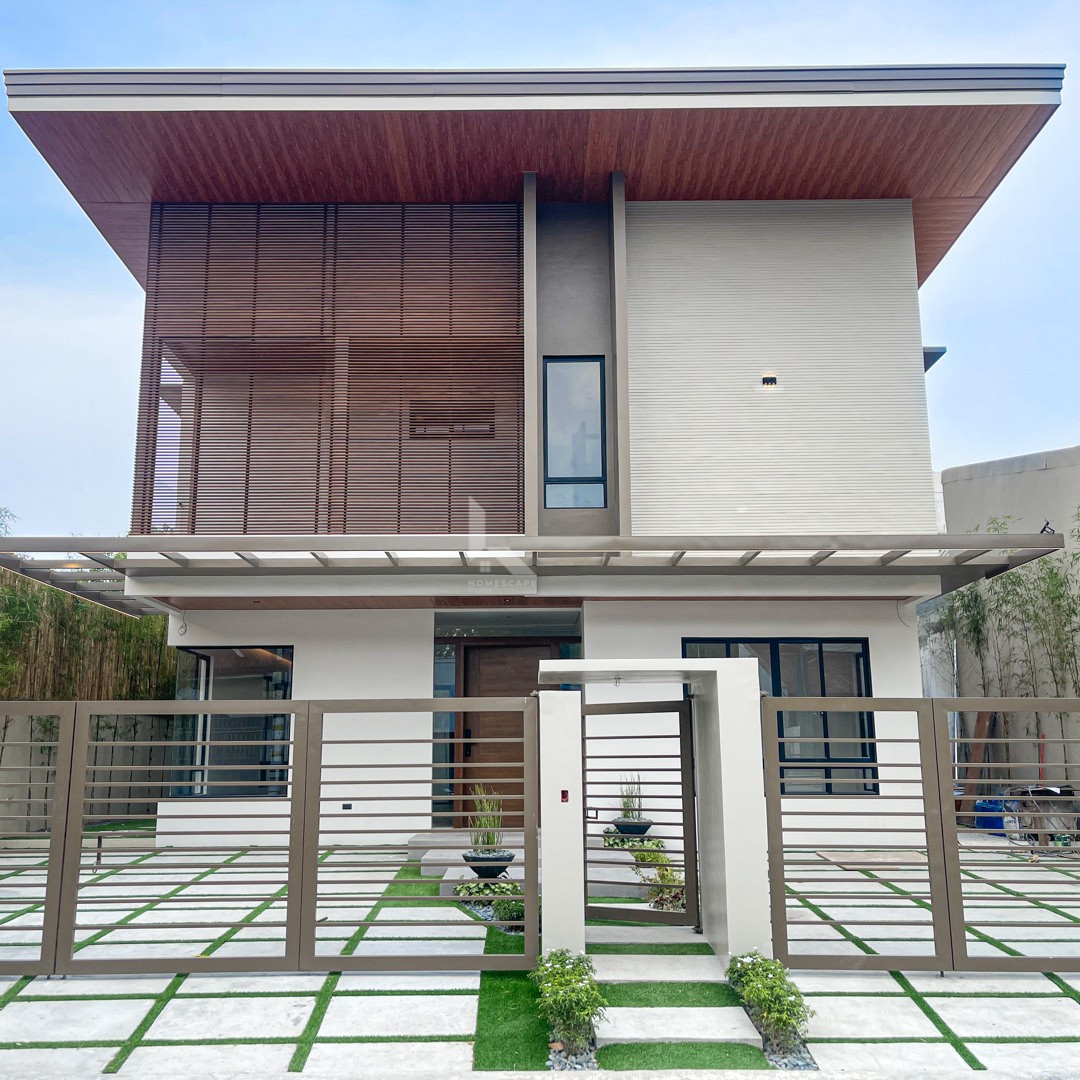 Superb Modern Industrial House with Swimming Pool For Sale in BF Homes, photo 1