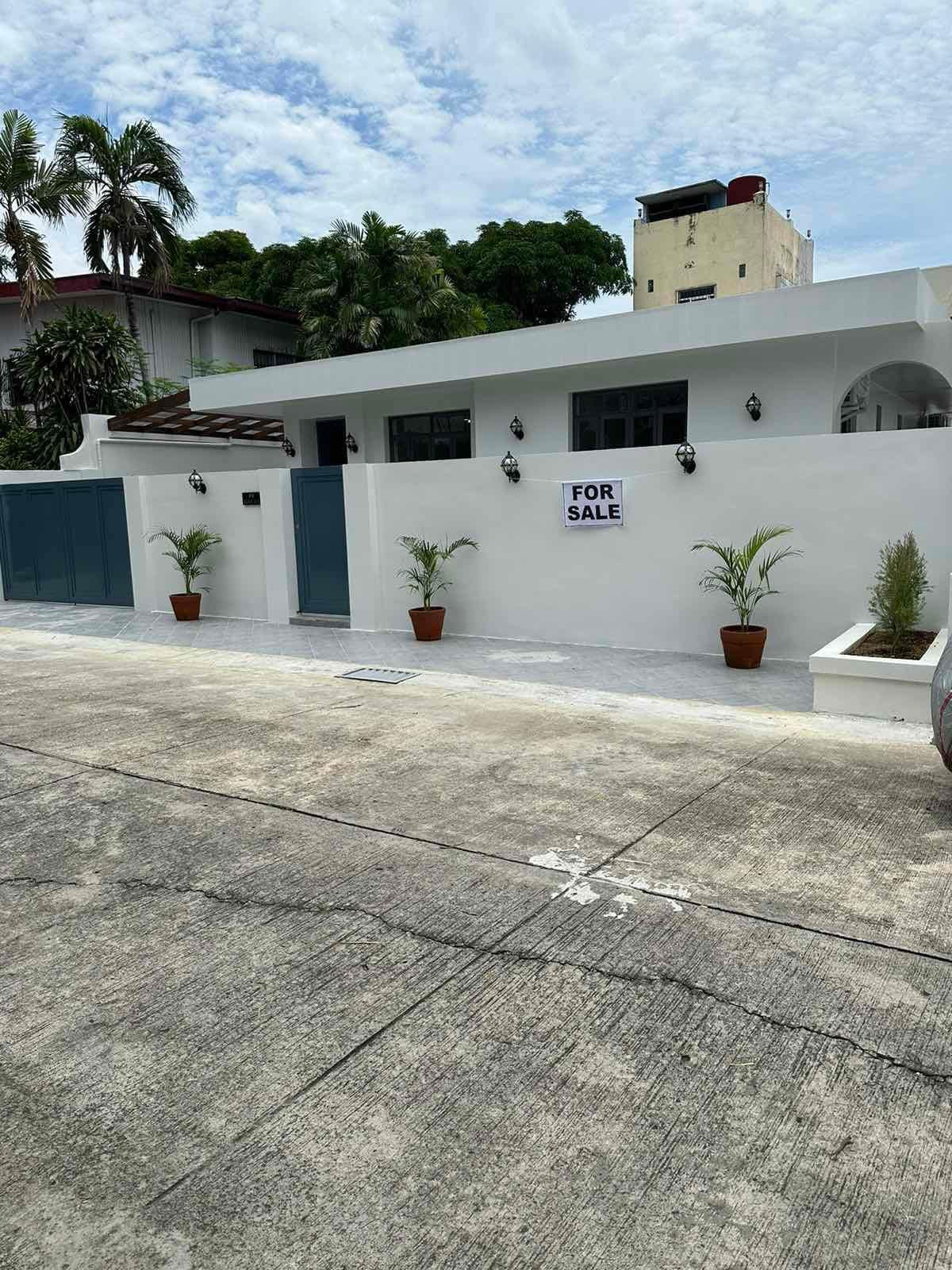 A Stunning 3 Bedroom House and Lot for Sale in ParaƱaque City photo 1