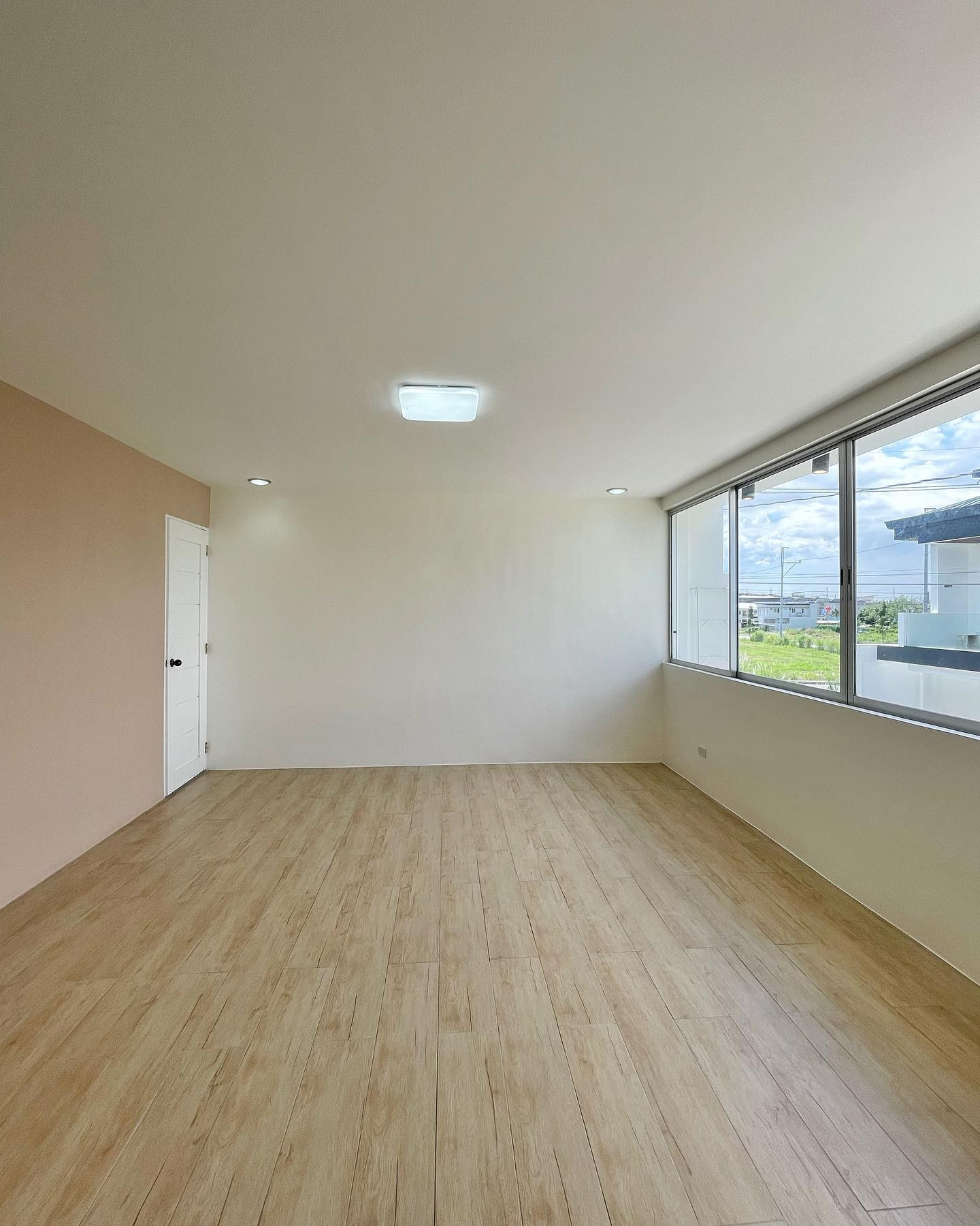 Brand New 3-Storey Modern for Sale in Greenwoods Executive Village photo 5