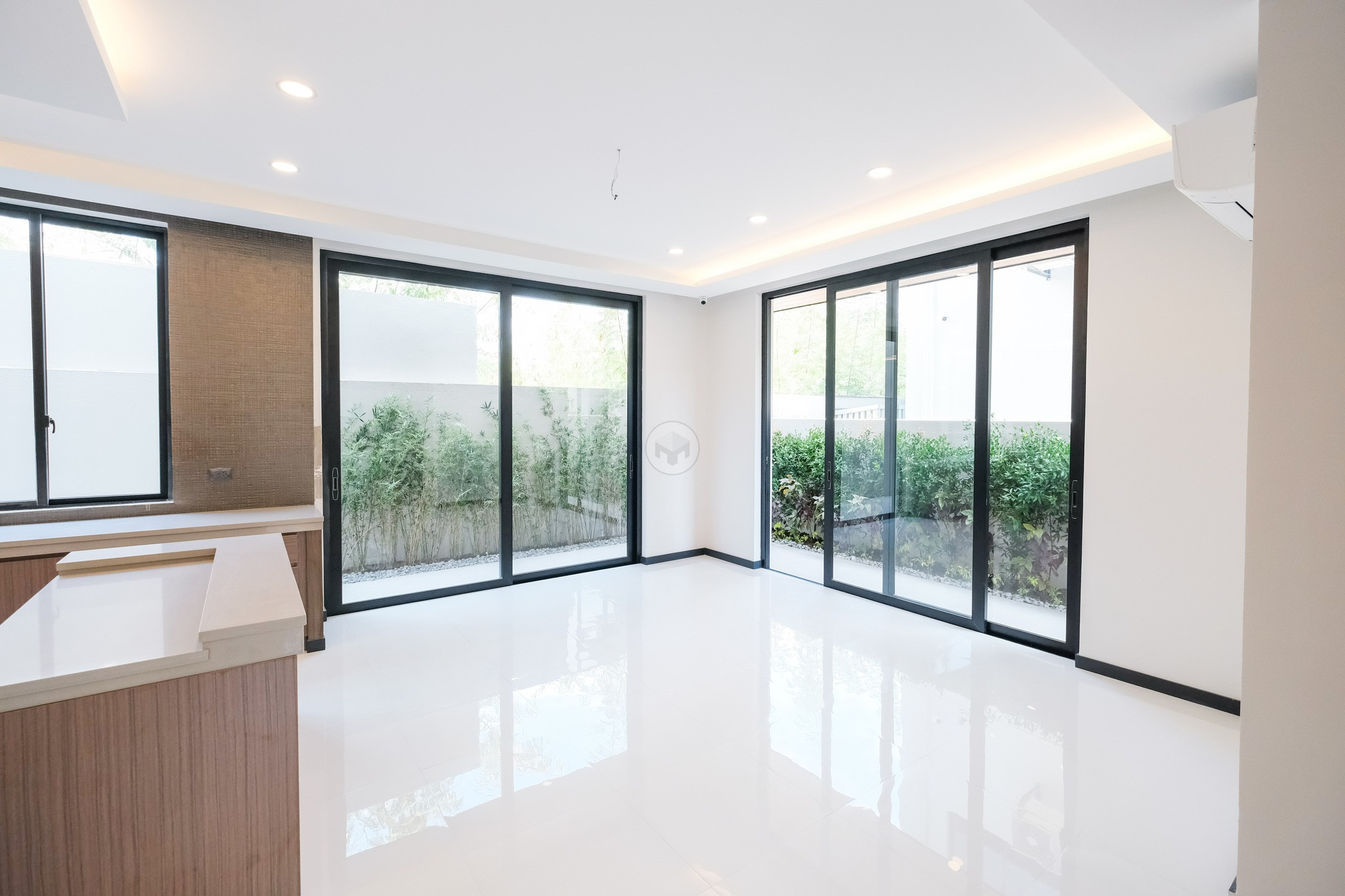 Stunning 5-Bedroom House and Lot for Sale in BF Homes, Parañaque photo 4