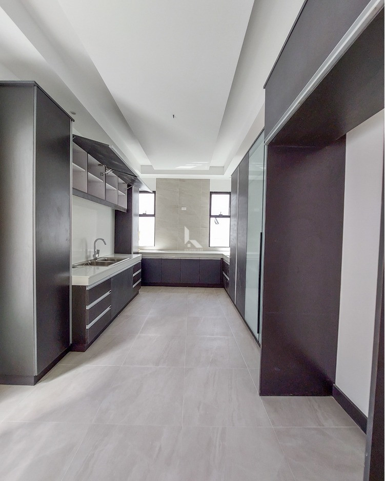 2 Storey Brand New House for Sale Located in BF Homes Paranaque City photo 4