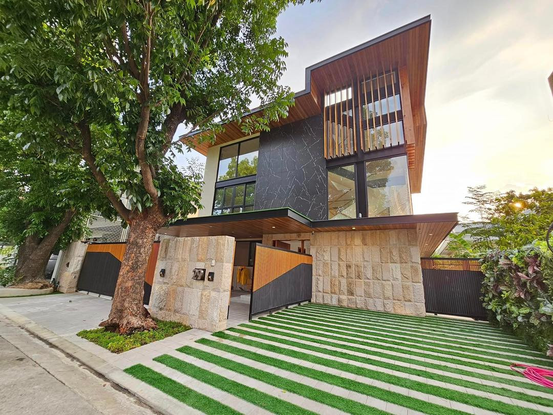 A Magnificent Brand New House and Lot for Sale in Quezon City photo 1
