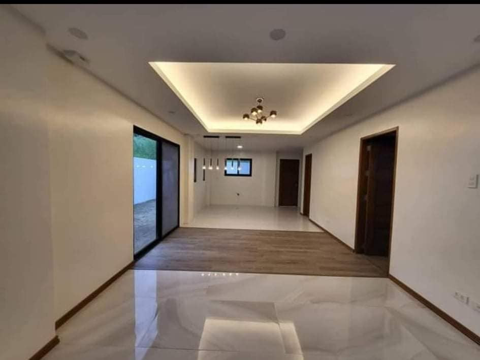 Brandnew House For Sale in Twinlakes Domaine Le Jardin Tagaytay Nasugbu Road photo 4
