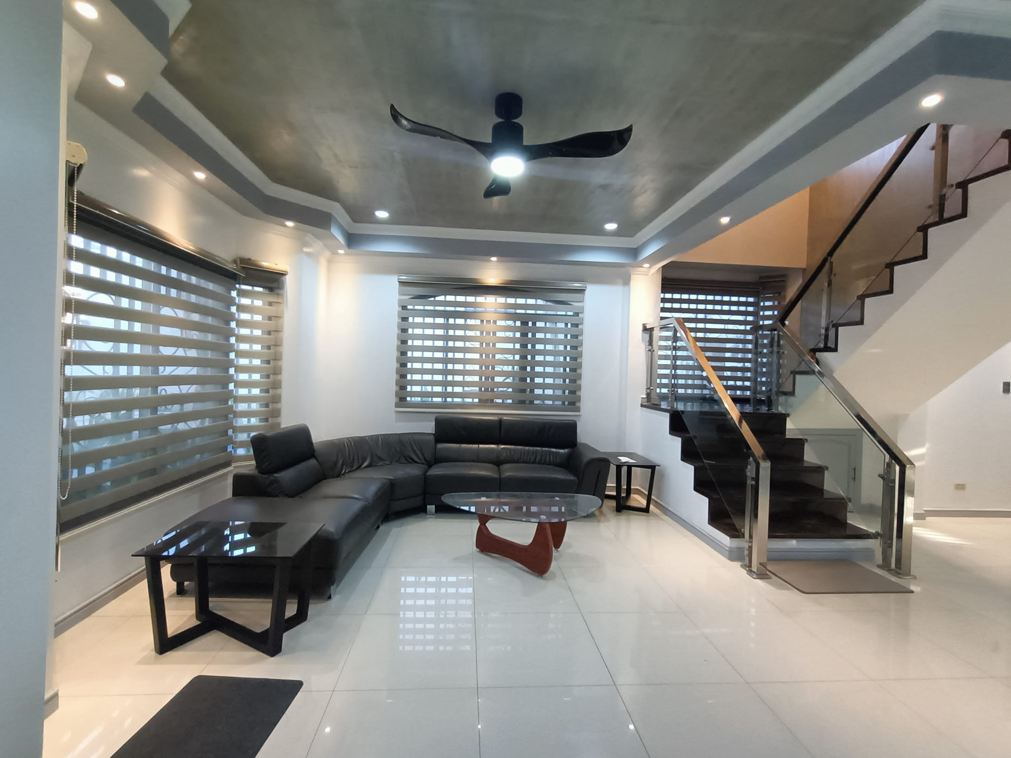 Stunning Furnished House and Lot with swimming pool in Angeles City, Pampanga photo 4